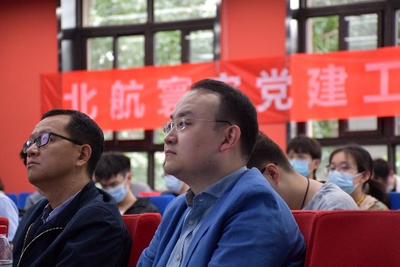 劲爆娱乐客户端app最新优惠时代的钱
