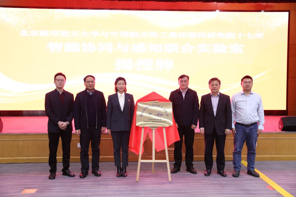 劲爆娱乐客户端