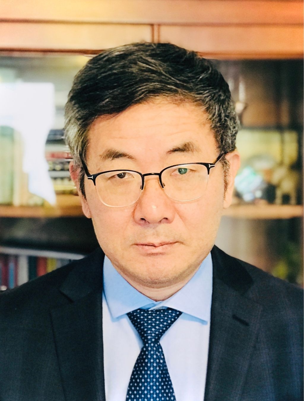 刘偲
