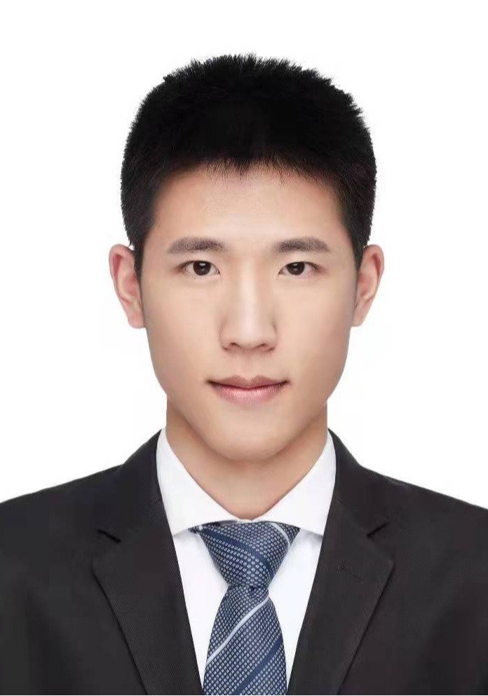 王健男
