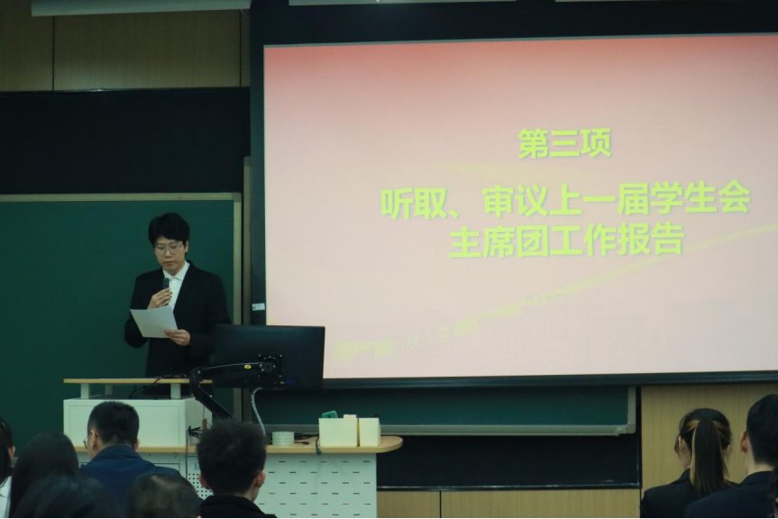 劲爆娱乐客户端