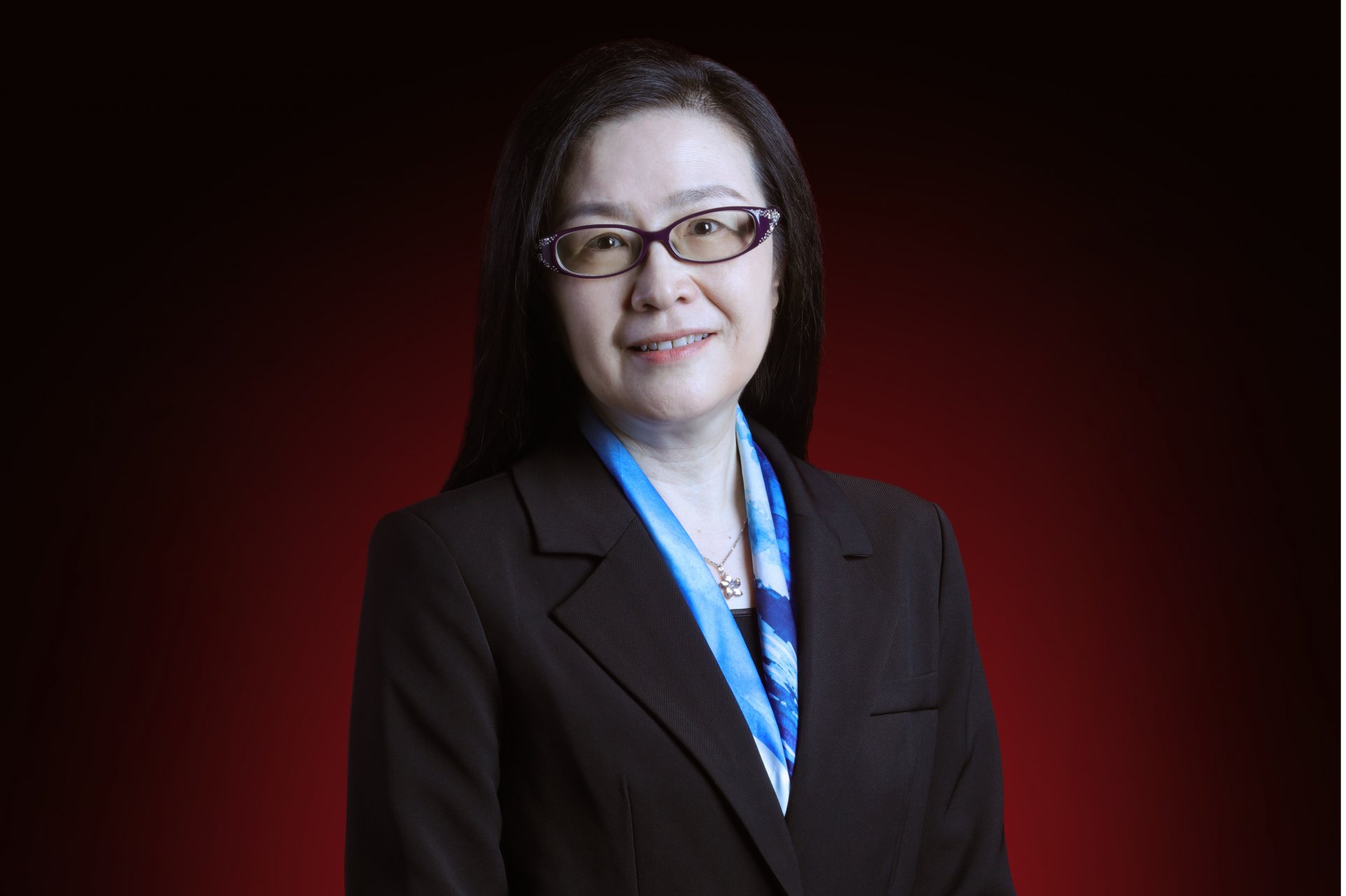 以“立德树人卓越奖”树立从教15年以