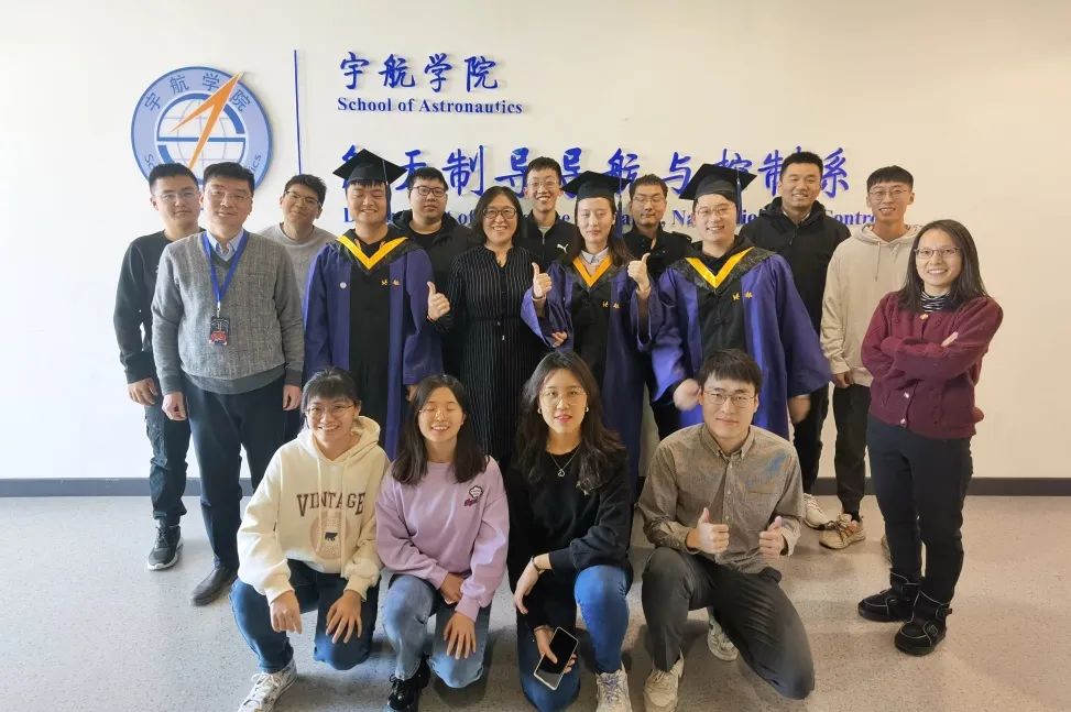 她善于发现科研中的美学