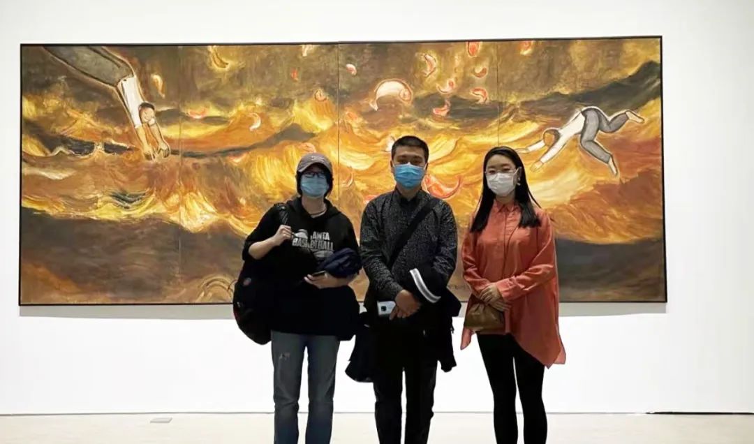 以美育爱