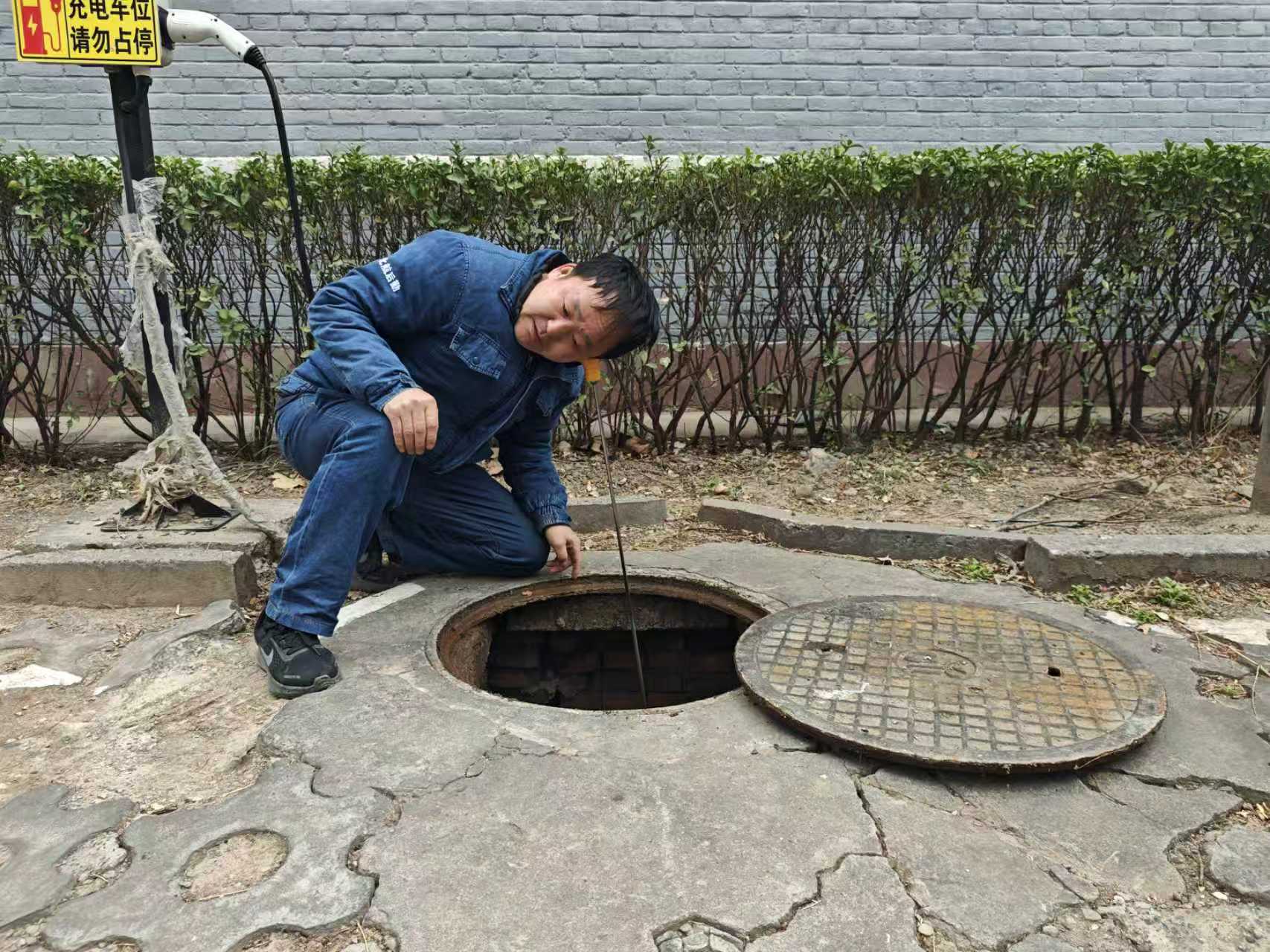 宣传他们立足岗位